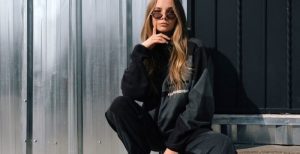 Women wearing sportswear